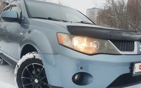 Mitsubishi Outlander III рестайлинг 3, 2008 год, 1 295 000 рублей, 13 фотография