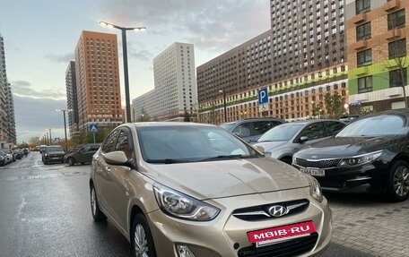 Hyundai Solaris II рестайлинг, 2013 год, 845 000 рублей, 7 фотография