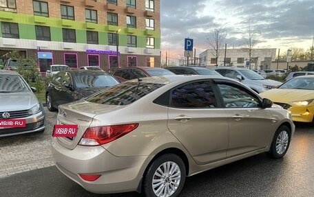 Hyundai Solaris II рестайлинг, 2013 год, 845 000 рублей, 10 фотография