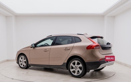 Volvo V40 Cross Country I, 2014 год, 1 390 000 рублей, 7 фотография