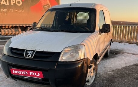 Peugeot Partner II рестайлинг 2, 2008 год, 380 000 рублей, 2 фотография