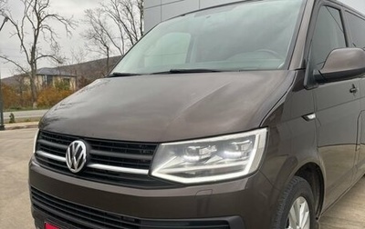 Volkswagen Multivan T6 рестайлинг, 2018 год, 3 800 000 рублей, 1 фотография