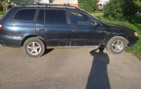 Toyota Caldina, 1994 год, 200 000 рублей, 8 фотография