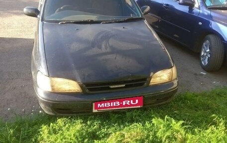 Toyota Caldina, 1994 год, 200 000 рублей, 11 фотография