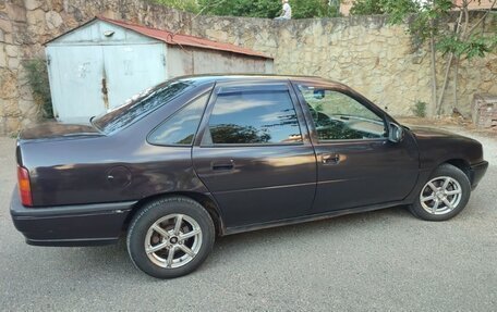 Opel Vectra A, 1990 год, 250 000 рублей, 3 фотография