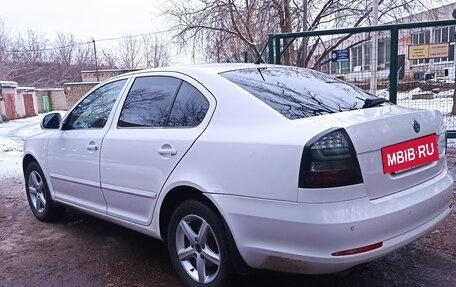 Skoda Octavia, 2011 год, 700 005 рублей, 2 фотография