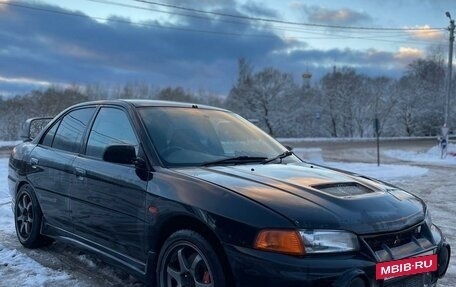 Mitsubishi Lancer Evolution IV, 1996 год, 900 000 рублей, 3 фотография