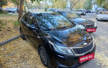 KIA Rio III рестайлинг, 2013 год, 950 000 рублей, 3 фотография