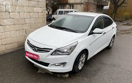 Hyundai Solaris II рестайлинг, 2014 год, 870 000 рублей, 4 фотография