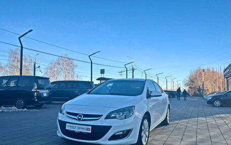 Opel Astra J, 2014 год, 948 000 рублей, 3 фотография