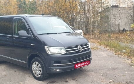 Volkswagen Caravelle T6 рестайлинг, 2017 год, 2 800 000 рублей, 12 фотография