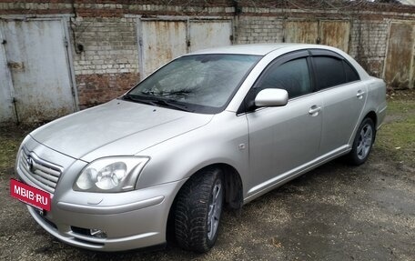 Toyota Avensis III рестайлинг, 2005 год, 850 000 рублей, 3 фотография