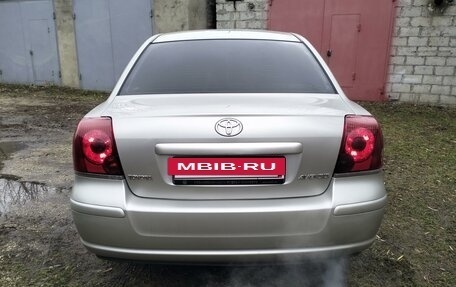 Toyota Avensis III рестайлинг, 2005 год, 850 000 рублей, 5 фотография