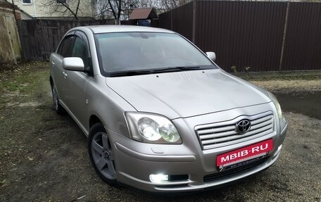 Toyota Avensis III рестайлинг, 2005 год, 850 000 рублей, 4 фотография