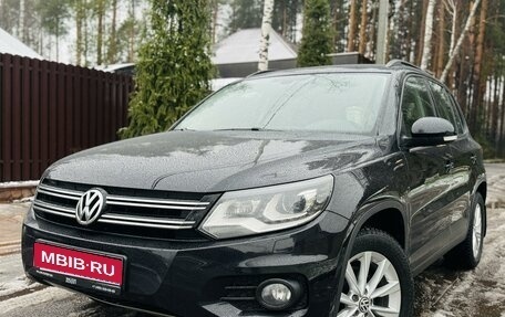 Volkswagen Tiguan I, 2013 год, 1 950 000 рублей, 1 фотография