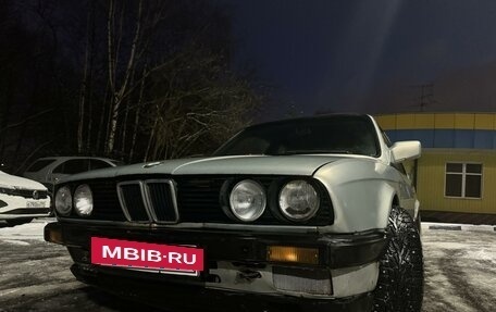 BMW 3 серия, 1983 год, 430 000 рублей, 2 фотография