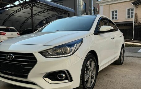 Hyundai Solaris II рестайлинг, 2017 год, 1 650 000 рублей, 1 фотография