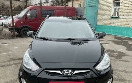 Hyundai Solaris II рестайлинг, 2011 год, 840 000 рублей, 3 фотография