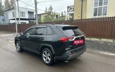 Toyota RAV4, 2020 год, 3 000 000 рублей, 5 фотография