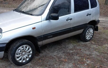 Chevrolet Niva I рестайлинг, 2005 год, 380 000 рублей, 5 фотография