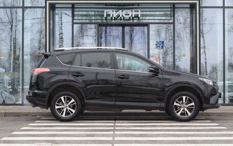 Toyota RAV4, 2018 год, 2 895 000 рублей, 4 фотография