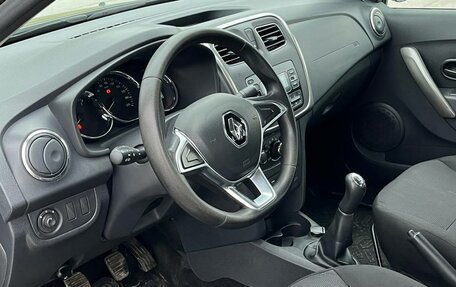 Renault Logan II, 2018 год, 775 000 рублей, 13 фотография