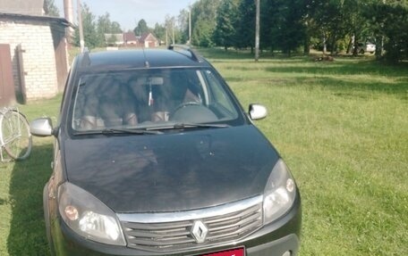 Renault Sandero I, 2012 год, 550 000 рублей, 1 фотография