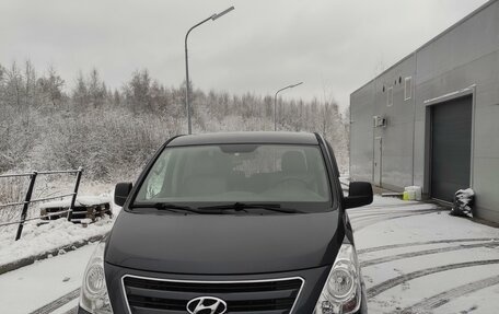 Hyundai Grand Starex Grand Starex I рестайлинг 2, 2017 год, 2 950 000 рублей, 11 фотография