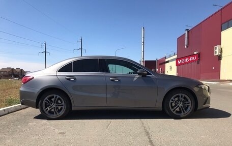 Mercedes-Benz A-Класс, 2019 год, 3 150 000 рублей, 11 фотография