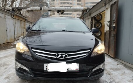 Hyundai Solaris II рестайлинг, 2014 год, 1 350 000 рублей, 25 фотография