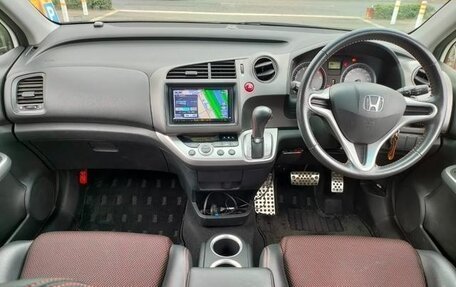 Honda Stream II, 2014 год, 1 100 000 рублей, 12 фотография