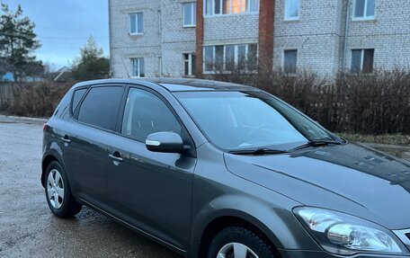 KIA cee'd I рестайлинг, 2010 год, 810 000 рублей, 8 фотография