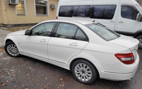 Mercedes-Benz C-Класс, 2007 год, 1 100 000 рублей, 1 фотография