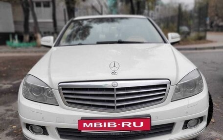 Mercedes-Benz C-Класс, 2007 год, 1 100 000 рублей, 4 фотография