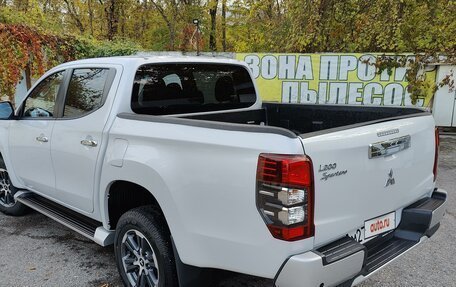 Mitsubishi L200 IV рестайлинг, 2022 год, 4 150 000 рублей, 7 фотография