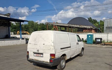 Volkswagen Transporter T4, 2002 год, 550 000 рублей, 3 фотография