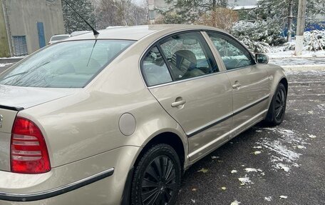 Skoda Superb III рестайлинг, 2005 год, 570 000 рублей, 4 фотография