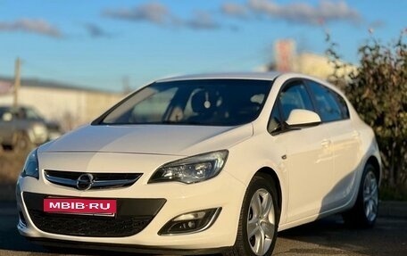 Opel Astra J, 2012 год, 980 000 рублей, 1 фотография