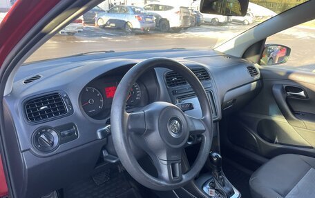 Volkswagen Polo VI (EU Market), 2012 год, 750 000 рублей, 11 фотография