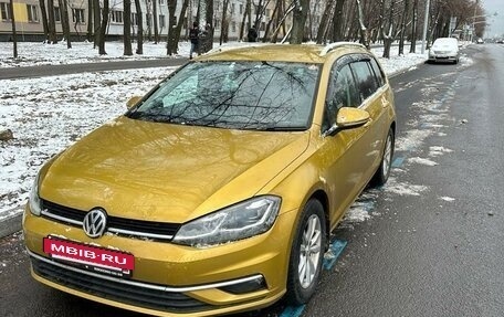 Volkswagen Golf VII, 2017 год, 1 650 000 рублей, 2 фотография