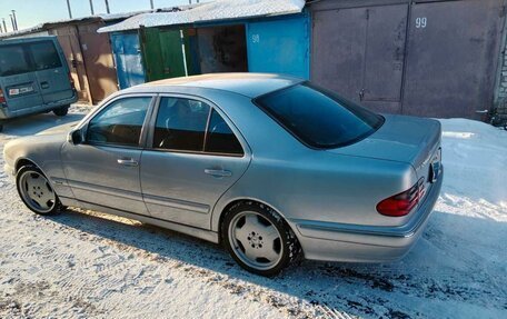 Mercedes-Benz E-Класс, 2001 год, 600 000 рублей, 7 фотография