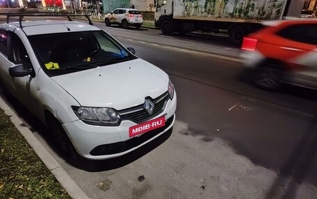 Renault Logan II, 2016 год, 607 000 рублей, 3 фотография