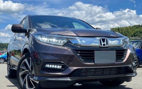 Honda Vezel, 2021 год, 1 465 000 рублей, 3 фотография