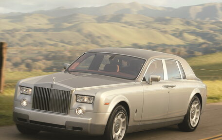 Rolls-Royce Phantom VII рестайлинг, 2003 год, 8 000 000 рублей, 1 фотография