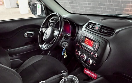 KIA Soul II рестайлинг, 2014 год, 1 200 000 рублей, 18 фотография