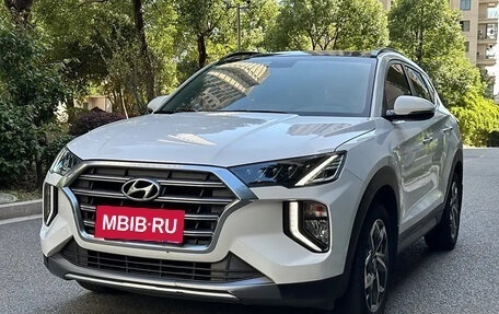 Hyundai Tucson III, 2020 год, 1 760 000 рублей, 1 фотография