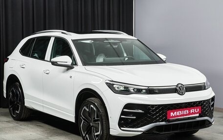 Volkswagen Tiguan II, 2024 год, 6 099 000 рублей, 3 фотография