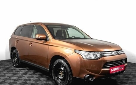 Mitsubishi Outlander III рестайлинг 3, 2012 год, 1 290 000 рублей, 4 фотография