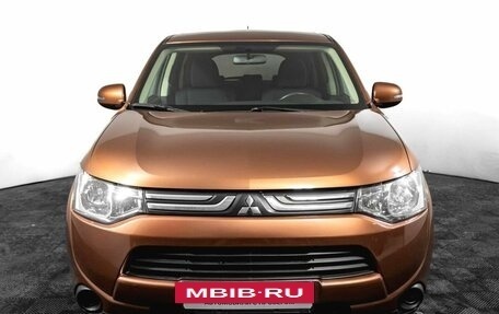 Mitsubishi Outlander III рестайлинг 3, 2012 год, 1 290 000 рублей, 3 фотография