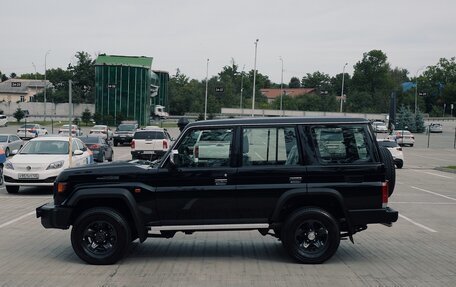 Toyota Land Cruiser 70, 2023 год, 9 800 000 рублей, 2 фотография